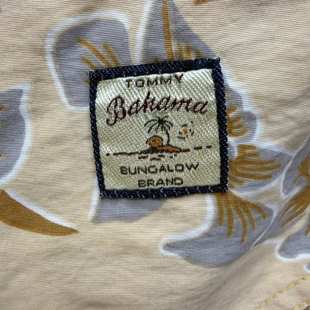Tommy Bahama Swim Trunks Board Shorts XL Floral‎ Tan Nylon Cargo Mesh Lined Mens